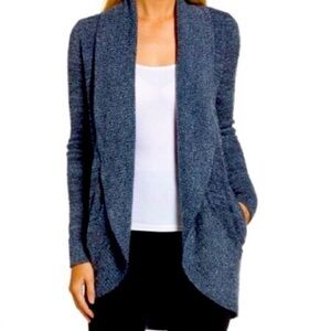 Max & Mia Ladies’ The Essential Travel Cardigan || Blue, Size: Small